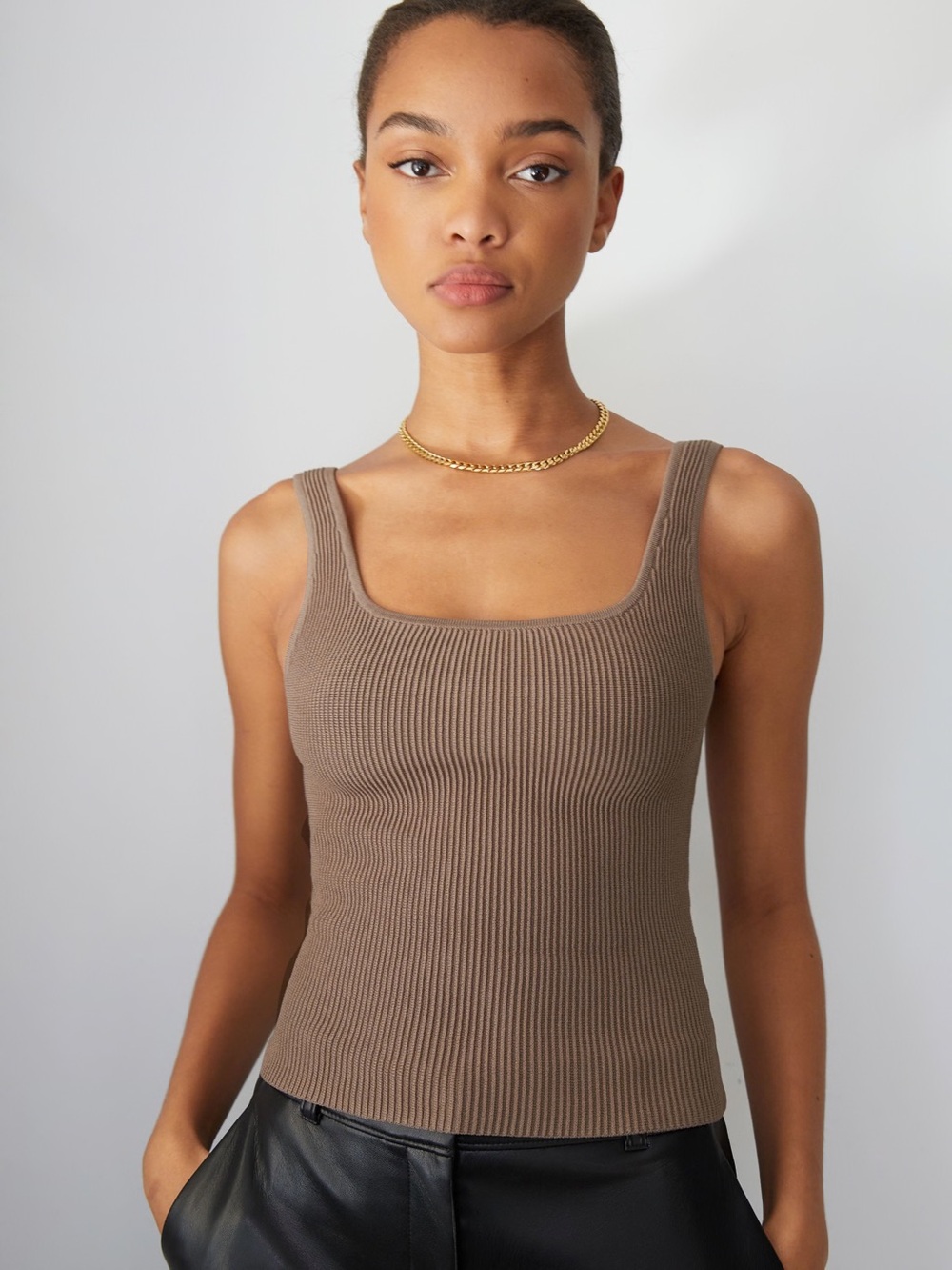 Aritzia Babaton Tank Top